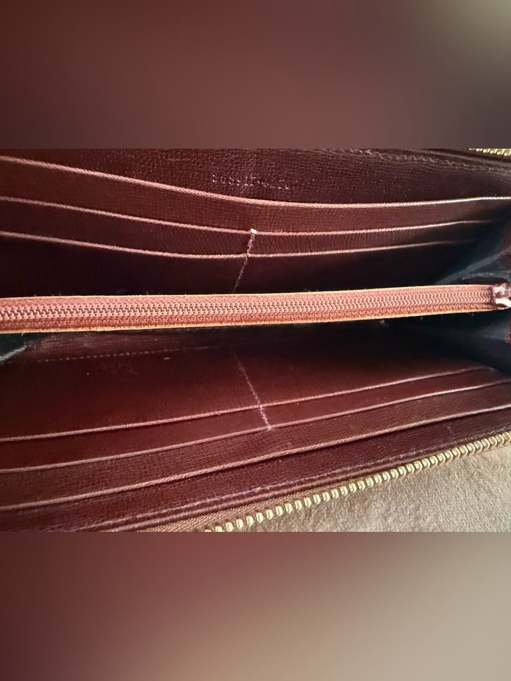 GUCCI GG Supreme Canvas Love Zippy Long Wallet - Picture 8 of 11